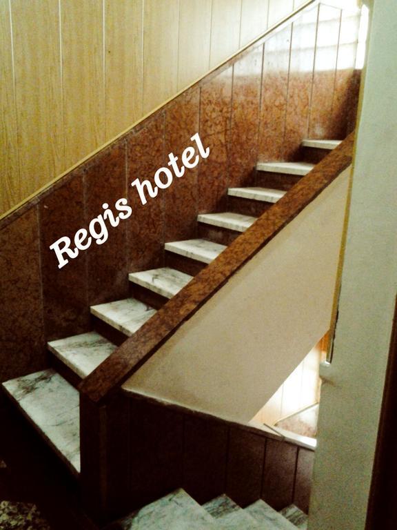 Regis Hotel Beirut Exteriör bild
