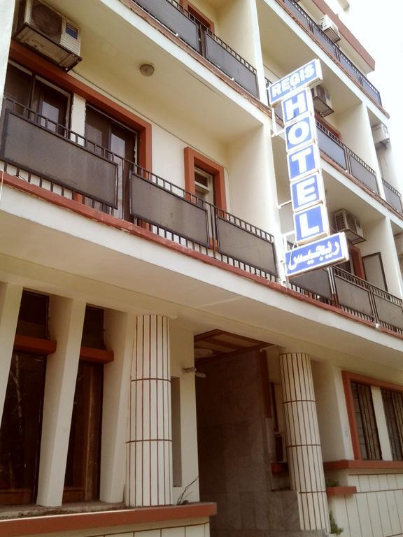 Regis Hotel Beirut Exteriör bild