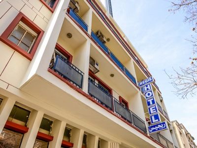 Regis Hotel Beirut Exteriör bild